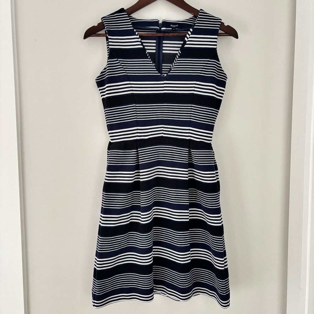 Madewell Navy Striped Sleeveless Fit & Flare Dress XS - Picture 2 of 10